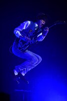 竹内サティフォ(Vo, G / ONIGAWARA）