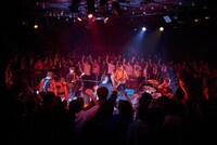 ASIAN KUNG-FU GENERATION「SPACE SHOWER TV "LIVE with YOU"」収録中の様子。（Photo by Terukazu Sugino）