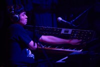 シモリョー（the chef cooks me）（Photo by Terukazu Sugino）