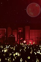 人気画像5位は「センラ、5年ぶりワンマンで豊洲PITを黄色一色に染め上げる」より、センラ「SENRA LIVE TOUR S STILO!!! :RE」の様子。（撮影：小松陽祐［ODD JOB］）