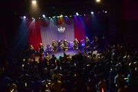 はちみつロケット「H.R.Black&White～闇のダークフェスティバル～」の様子。