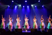 はちみつロケット「H.R.Black&White～光のスウィートカーニバル～」の様子。