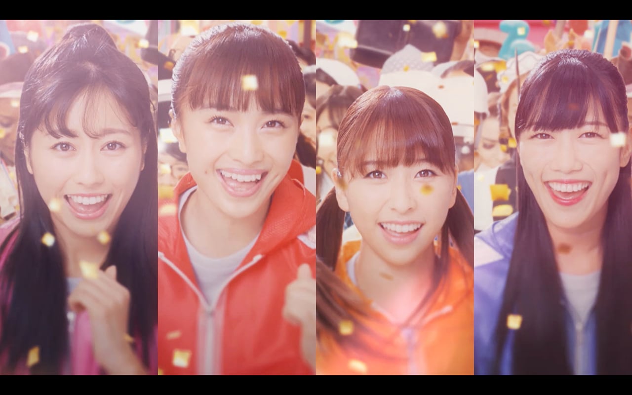 ももクロ、すべての人を巻き込んでひたすら走り続ける「GODSPEED」MV