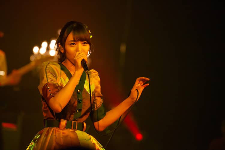 豊崎愛生が観客連れてタイムスリップ 70年代名曲披露したコンサート ライブレポート 写真11枚 音楽ナタリー 豊崎愛生が観客連れてタイムスリップ 70年代名曲披露したコンサート ライブレポート 写真11枚 音楽ナタリー