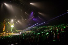 豊崎愛生「LAWSON presents 豊崎愛生 コンサート2018『AT living』」の様子。