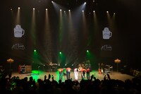 豊崎愛生「LAWSON presents 豊崎愛生 コンサート2018『AT living』」の様子。