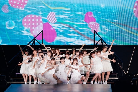 乃木坂46「NOGIZAKA46 Live in Shanghai」の様子。(写真提供:ソニー・ミュージックレコーズ)