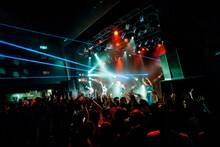 uijin「heisei!!!!」の様子。（撮影：稲垣謙一）