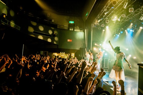 uijin「heisei!!!!」の様子。（撮影：稲垣謙一）