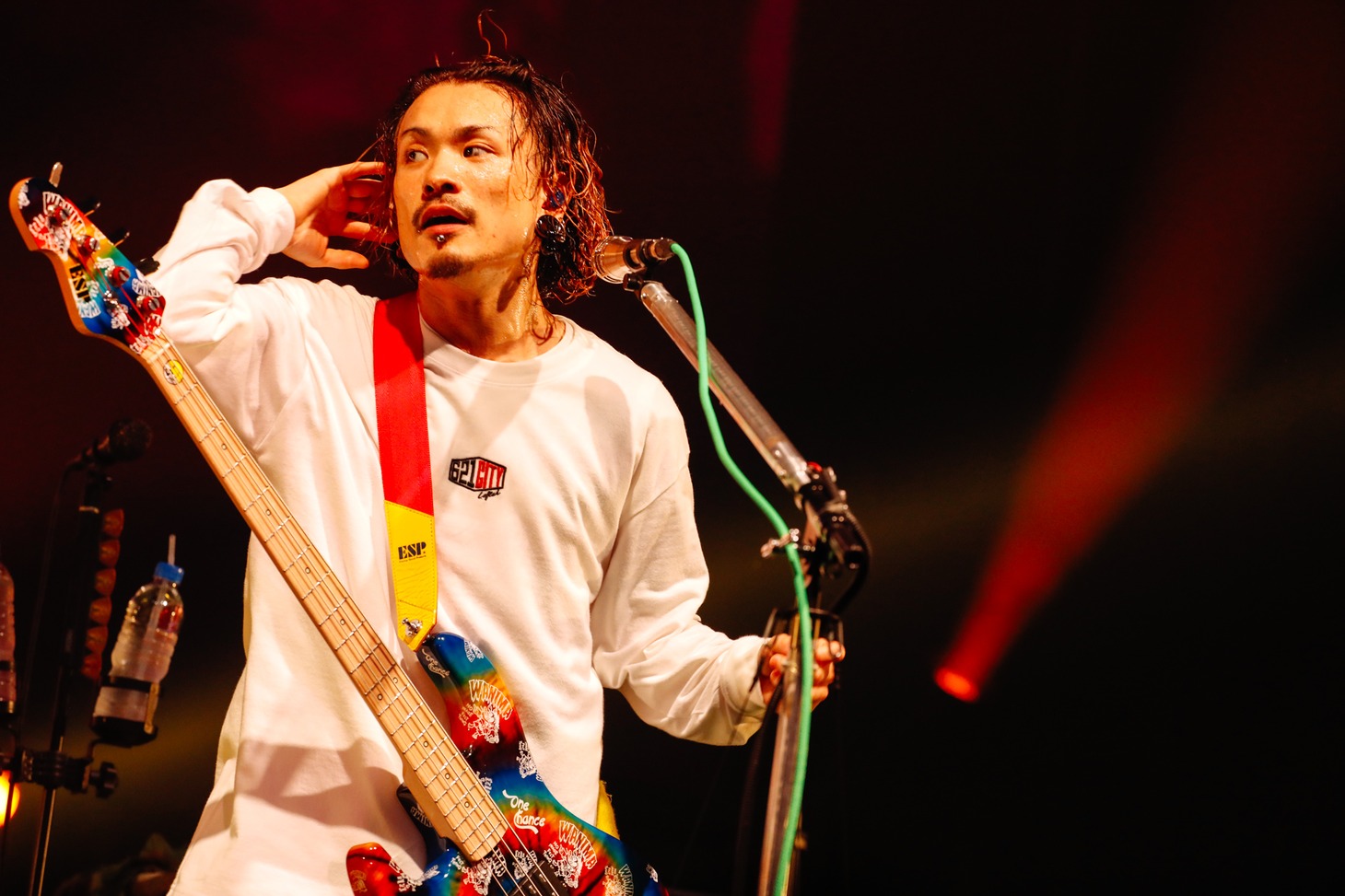 KENTA（Vo, B / WANIMA）（Photo by Yosuke Kamiyama）