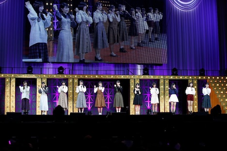 4期生お見立て会の様子。（写真提供：ソニー・ミュージックレコーズ）