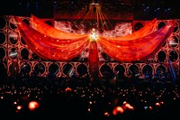 「桑田佳祐 Act Against AIDS 2018 平成三十年度！ 第三回ひとり紅白歌合戦」の様子。（撮影：西槇太一）