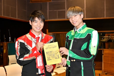 BOYS AND MENの辻本達規と吉原雅斗。(c)TBS