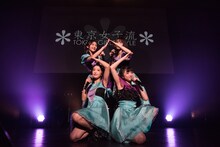 東京女子流「STARTING OVER! "DISCOGRAPHY" CASE OF TGS -TGS33～TGS68-」の様子。