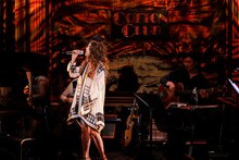 JUJU（撮影：塚田亮平）