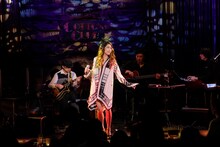 JUJU（撮影：塚田亮平）