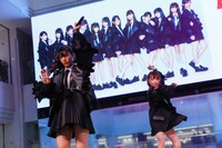 左から栗田麻央、畑美紗起。（Photo by Yoshifumi Shimizu）