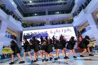 ラストアイドル「愛しか武器がない」発売記念イベントの様子。（Photo by Yoshifumi Shimizu）