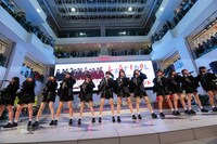 ラストアイドル「愛しか武器がない」発売記念イベントの様子。（Photo by Yoshifumi Shimizu）