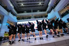 ラストアイドル「愛しか武器がない」発売記念イベントの様子。（Photo by Yoshifumi Shimizu）