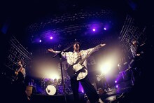 「sumika『ファンファーレ / 春夏秋冬』Release Tour」福岡・DRUM LOGOS公演の様子。（撮影：後藤壮太郎）