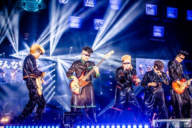 「シミズオクト Presents 氣志團万博2018 ～房総爆音爆勝宣言～」で撮影した氣志團。（写真提供：青木カズロー）