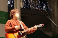 岸洋佑（提供：日本コロムビア）