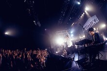 「sumika『ファンファーレ / 春夏秋冬』Release Tour」福岡・DRUM LOGOS公演の様子。（撮影：後藤壮太郎）