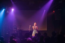 ロイ-RoE-「first ONEMANSHOW at CIRCUS –ウカ*-」の様子。（撮影：釘野孝宏）