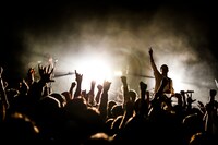 Age Factory「GOLD TOUR FINAL ONEMAN【東京編】」の様子。（撮影：冨田味我）