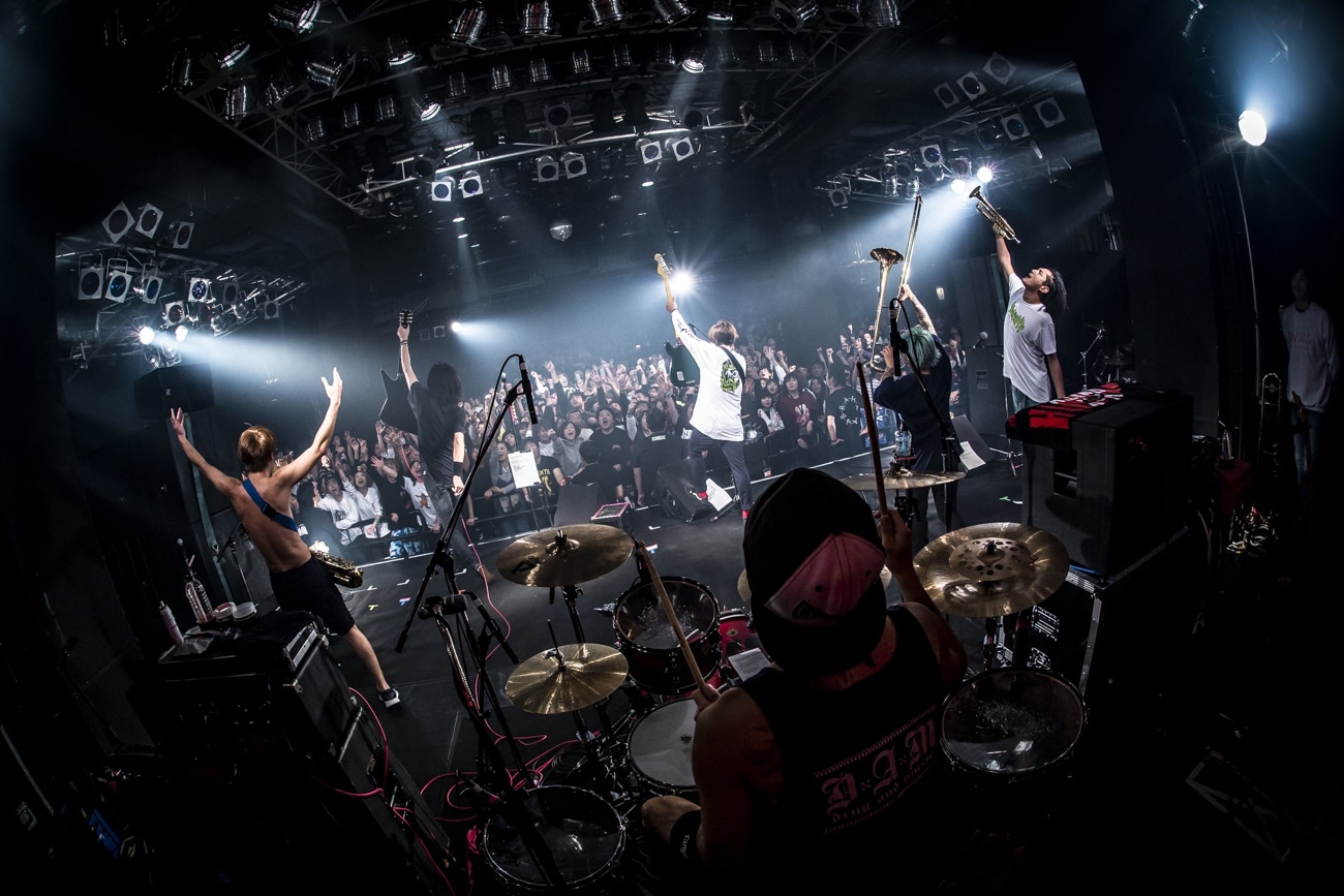 HEY-SMITH（Photo by HayachiN）