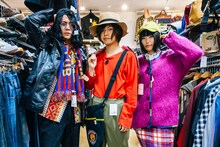 「ヤバイTシャツ屋さん『Tank-top Festival in JAPAN』SPECIAL」ロケの様子。（Photo by Akitake Kuwabara）