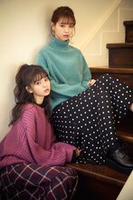 左から齋藤飛鳥、西野七瀬。