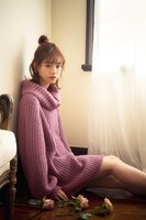 人気画像7位は「乃木坂46西野七瀬＆齋藤飛鳥がふわもこ冬ファッションに身を包む」より、西野七瀬。