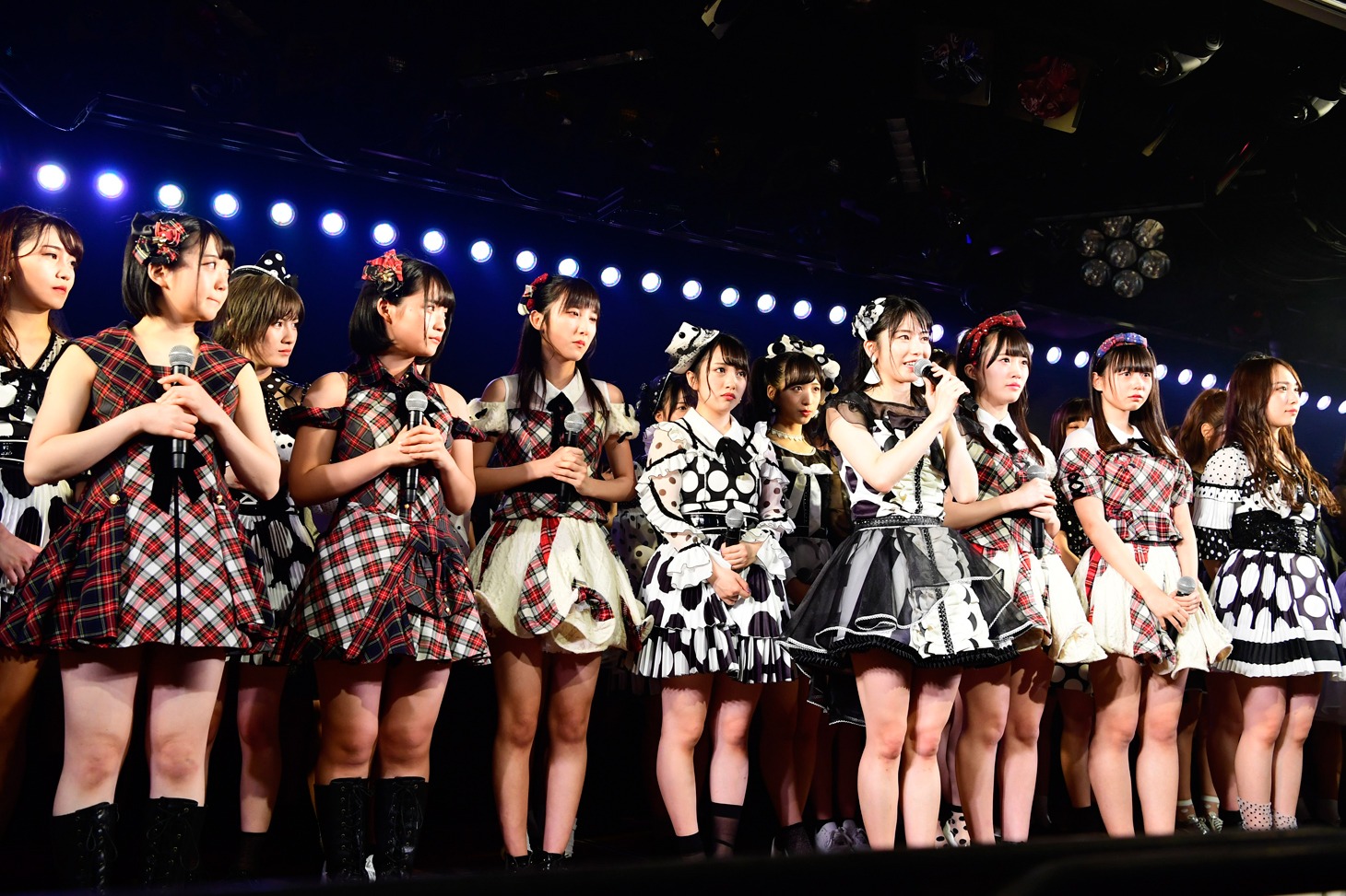 「AKB48劇場13周年特別記念公演」の様子。(c)AKS