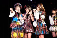 「AKB48劇場13周年特別記念公演」の様子。(c)AKS