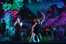 左から宇多田ヒカル、高瀬譜希子。