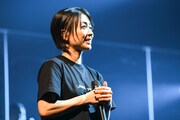 宇多田ヒカル。12月5日に開催された埼玉・さいたまスーパーアリーナ公演2日目の様子。