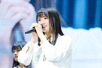 上村ひなの（けやき坂46）（写真提供：ソニー・ミュージックレコーズ）
