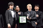 左からLINE株式会社上級執行役員メディア担当島村武志氏、TOMO、ISSA、KENZO。