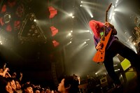 あやぺた（Vo, G / Dizzy Sunfist）（撮影：半田安政［Showcase］）