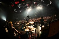 Ken Yokoyama「Songs Of The Living Dead Tour」東京・新木場STUDIO COASTの様子。（Photo by Maki Ishii）
