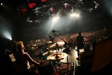 Ken Yokoyama「Songs Of The Living Dead Tour」東京・新木場STUDIO COASTの様子。（Photo by Maki Ishii）