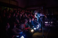 志人×スガダイロー（撮影：井上嘉和）