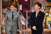 左からヒロミ、後藤輝基（フットボールアワー）。(c)日本テレビ