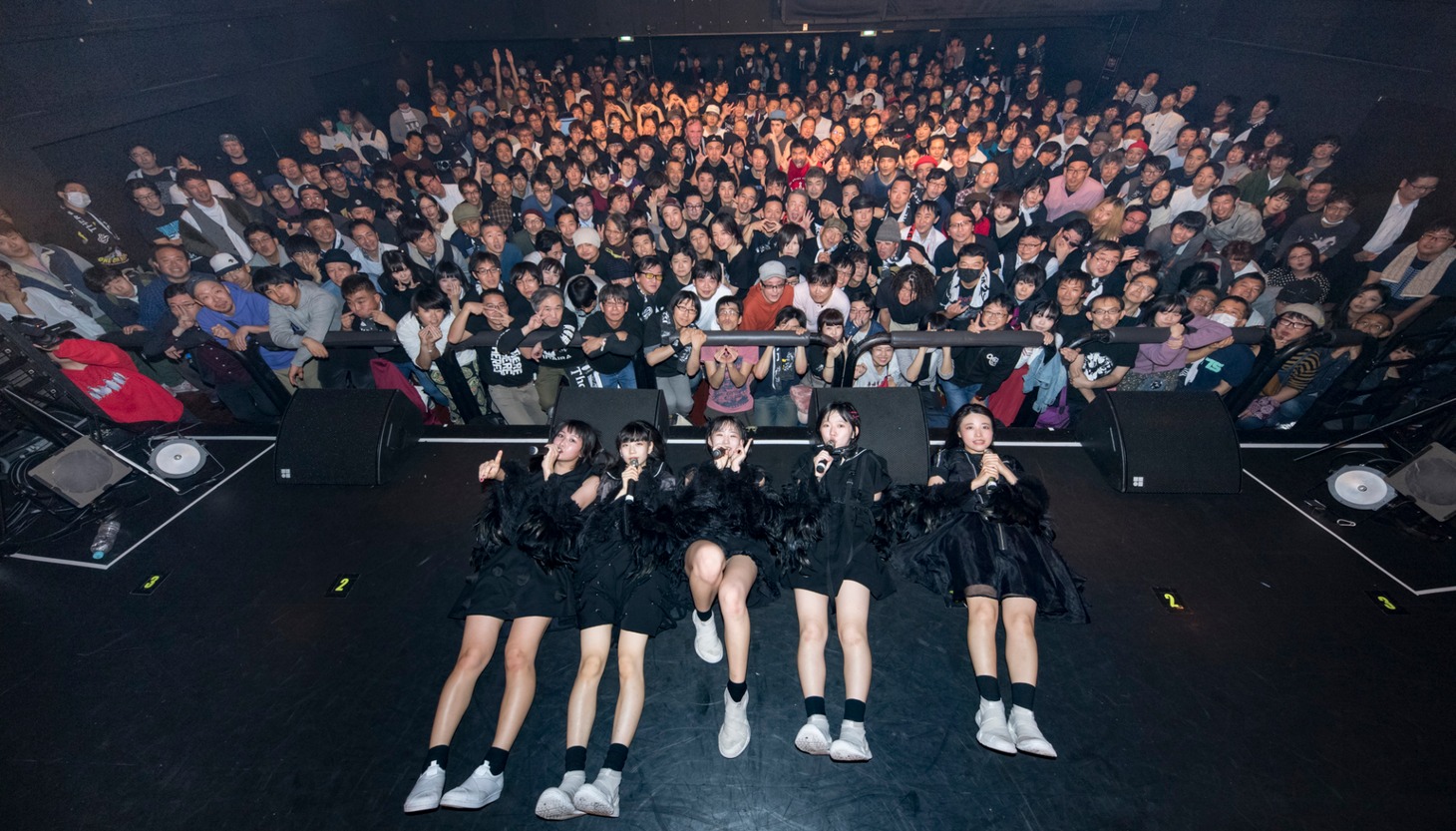 「THERE THERE THERES tour 2018-2019 “BRICKS”」東京・WWW X公演の様子。（撮影：林晋介）