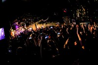 Fear, and Loathing in Las Vegas「Move Ahead Tour 2018 裏ファイナル」兵庫・MUSIC ZOO KOBE 太陽と虎公演の様子。（Photo by Viola Kam［V'z Twinkle］）