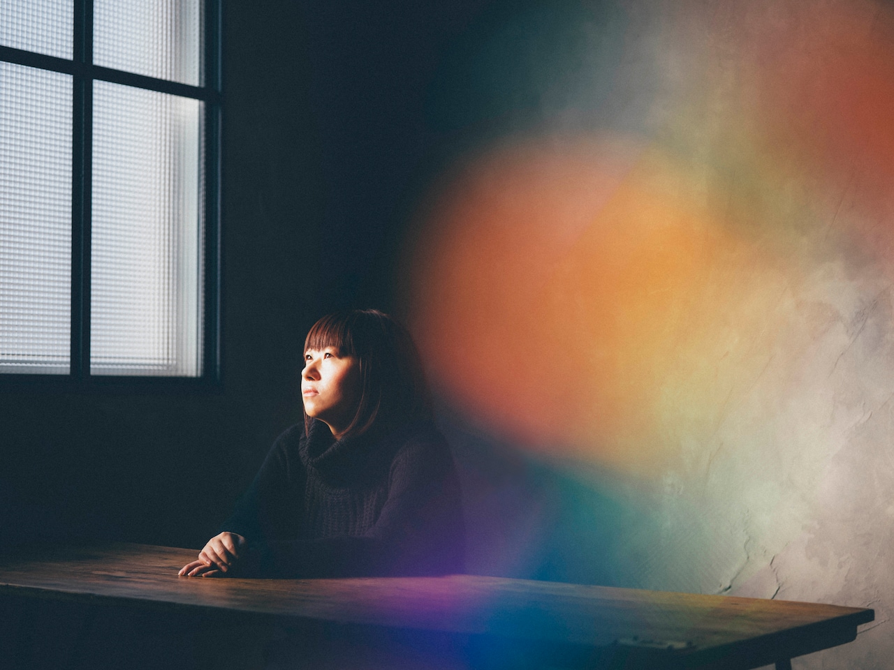 小谷美紗子が初の詩集「PARADIGM SHIFT」発売、2年ぶりの弾き語りツアーも決定