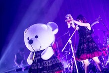 左からゆるナナちゃん、大森靖子。（Photo by Masayo）