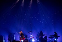 「超歌手 大森靖子『クソカワPARTY』TOUR」東京・昭和女子大学人見記念講堂公演の様子。（Photo by Masayo）